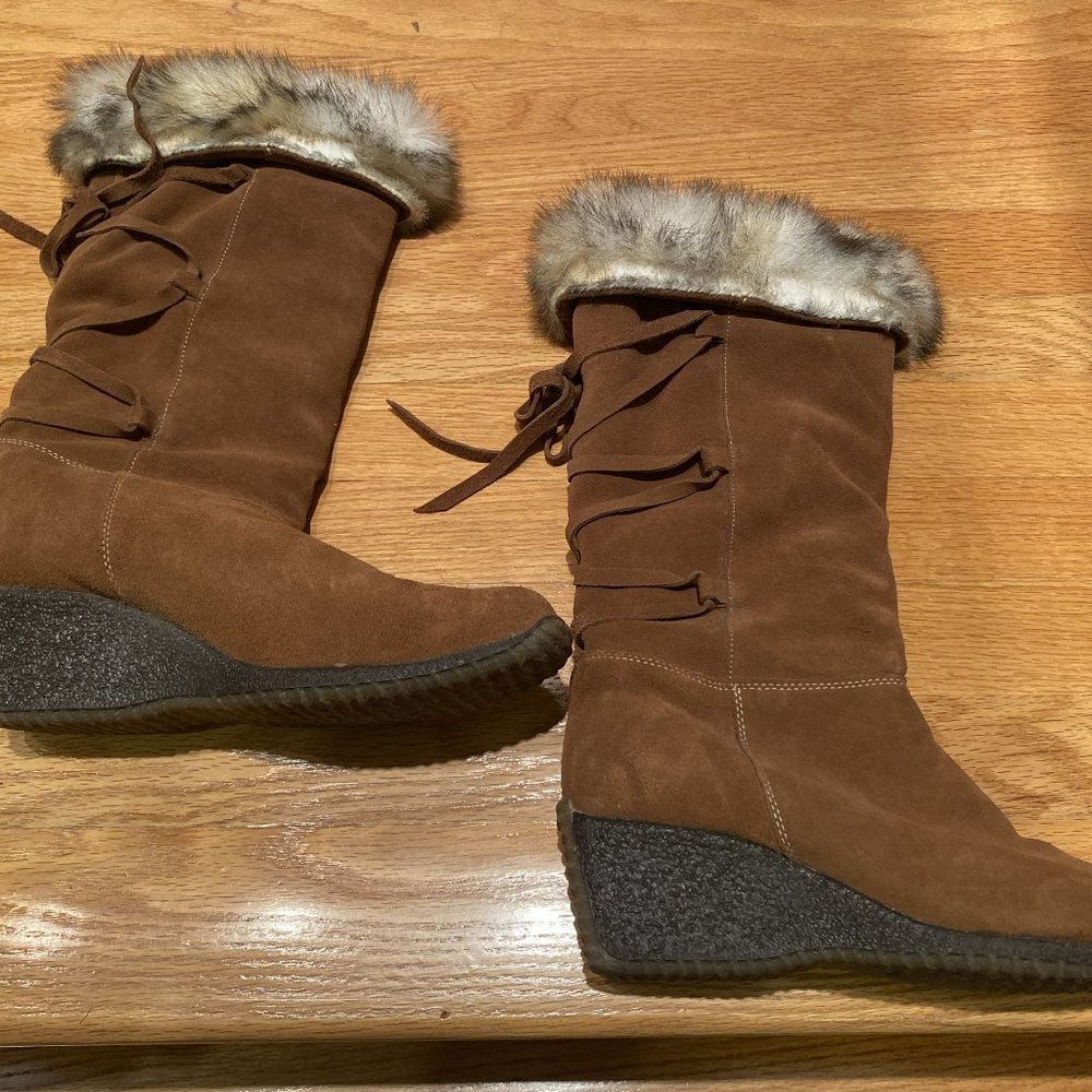Santana Canada Brown Knee High Women's Boots, Size 8.5 - Picture 3 of 6